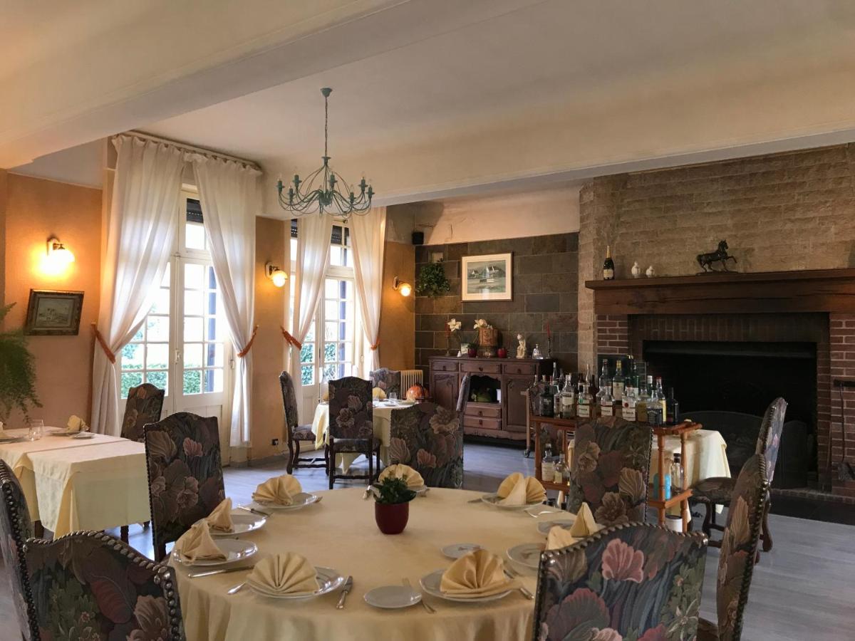 Logis Hotel & Restaurant - Auberge De La Foret Hazebrouck Exteriér fotografie
