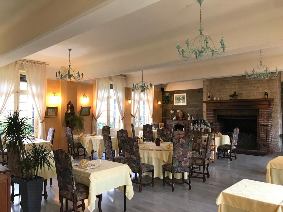Logis Hotel & Restaurant - Auberge De La Foret Hazebrouck Exteriér fotografie