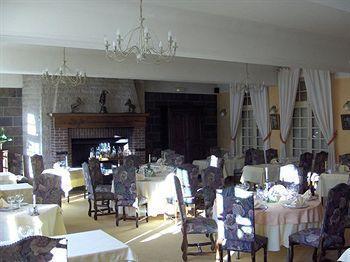 Logis Hotel & Restaurant - Auberge De La Foret Hazebrouck Exteriér fotografie